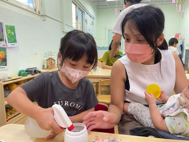 LINE_ALBUM_1141018英文閱讀樂_251019_54