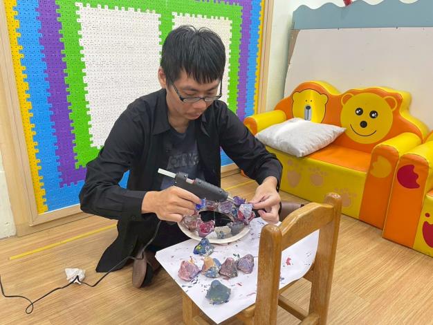 LINE_ALBUM_1141018英文閱讀樂_251019_150