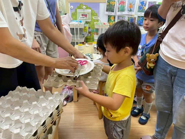 LINE_ALBUM_1141018英文閱讀樂_251019_72