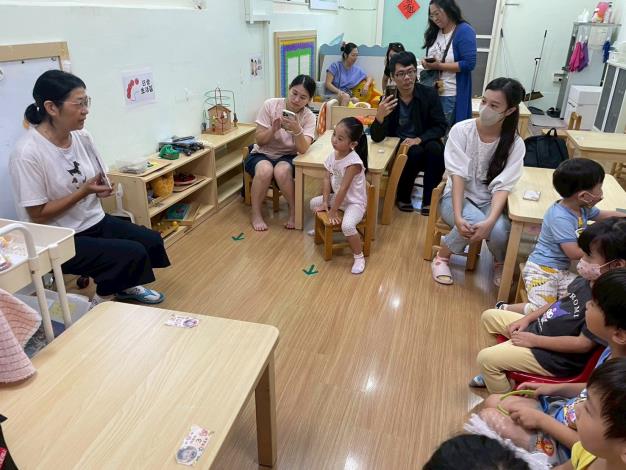 LINE_ALBUM_1141018英文閱讀樂_251019_4