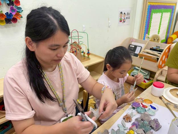 LINE_ALBUM_1141018英文閱讀樂_251019_139