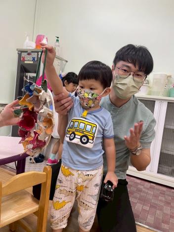 LINE_ALBUM_1141018英文閱讀樂_251019_161