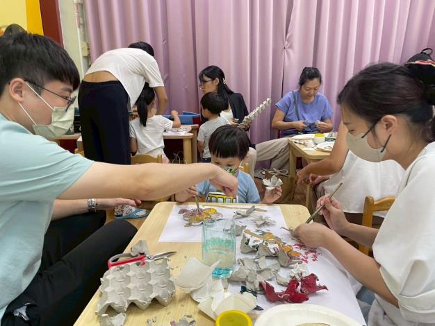 LINE_ALBUM_1141018英文閱讀樂_251019_110