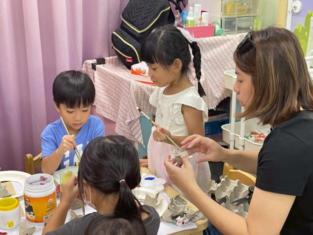 LINE_ALBUM_1141018英文閱讀樂_251019_117