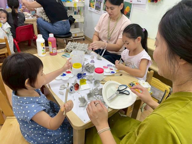 LINE_ALBUM_1141018英文閱讀樂_251019_112