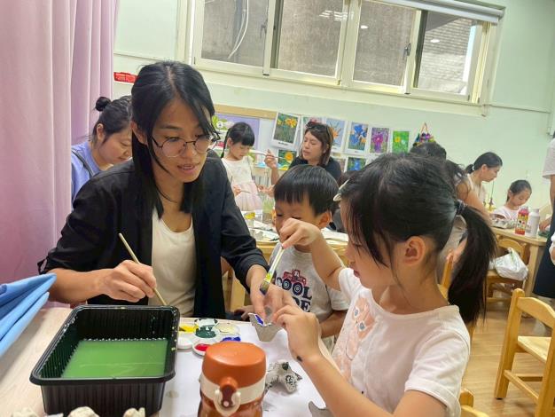 LINE_ALBUM_1141018英文閱讀樂_251019_123