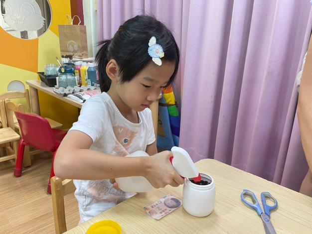 LINE_ALBUM_1141018英文閱讀樂_251019_53