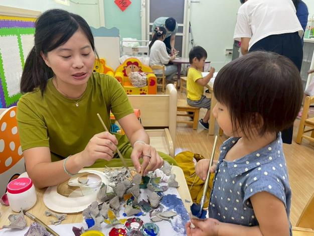 LINE_ALBUM_1141018英文閱讀樂_251019_147