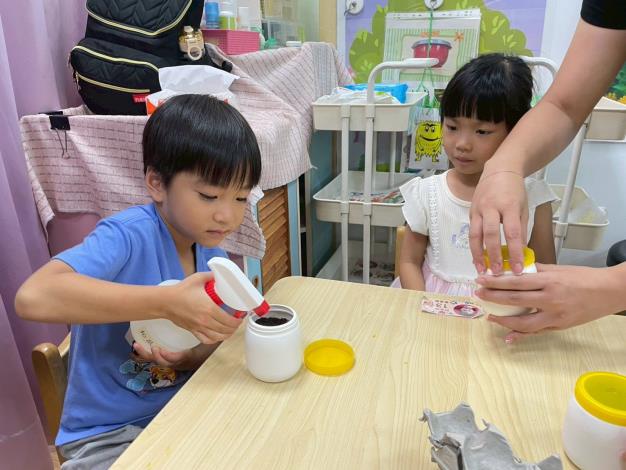 LINE_ALBUM_1141018英文閱讀樂_251019_59