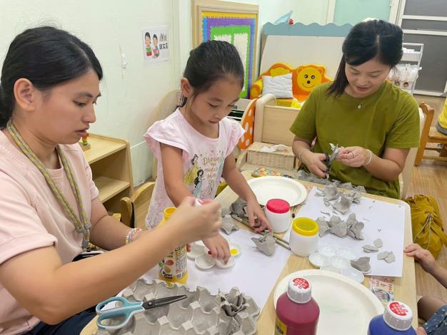 LINE_ALBUM_1141018英文閱讀樂_251019_93