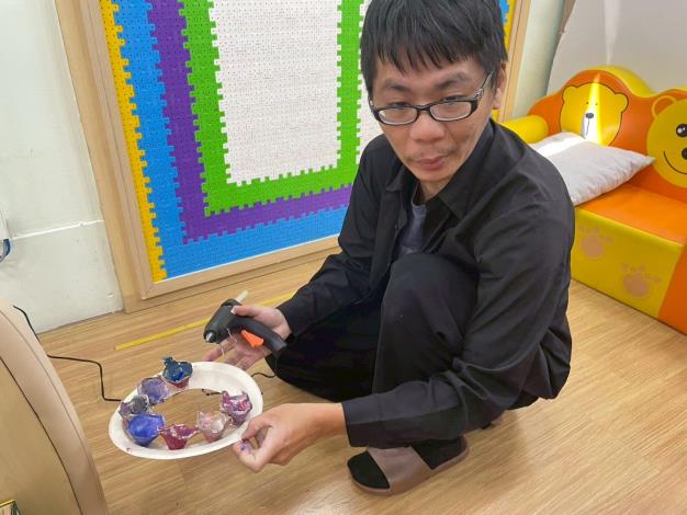 LINE_ALBUM_1141018英文閱讀樂_251019_141