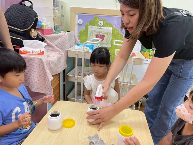 LINE_ALBUM_1141018英文閱讀樂_251019_57