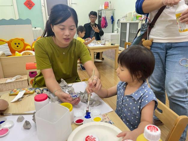 LINE_ALBUM_1141018英文閱讀樂_251019_98