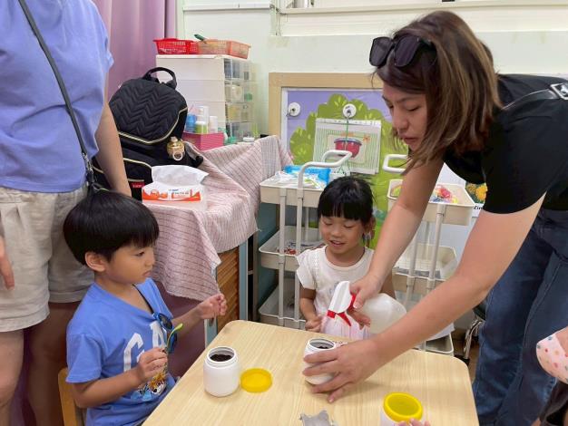 LINE_ALBUM_1141018英文閱讀樂_251019_56