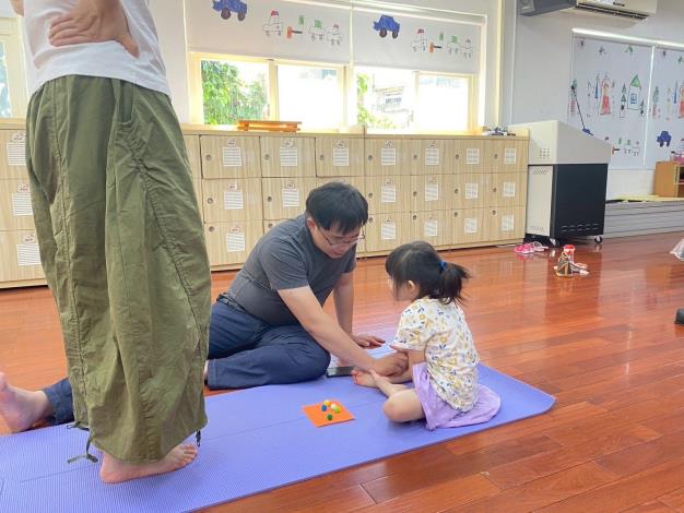 LINE_ALBUM_20251018 士林園親子瑜伽_251018_86