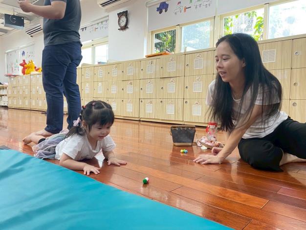 LINE_ALBUM_20251018 士林園親子瑜伽_251018_105