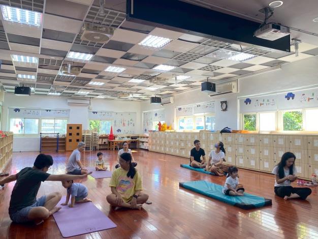 LINE_ALBUM_20251018 士林園親子瑜伽_251018_224