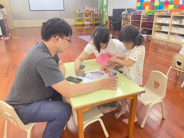 LINE_ALBUM_20251018 士林園親子瑜伽_251018_15