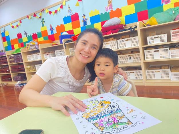 LINE_ALBUM_20251018 士林園親子瑜伽_251018_14