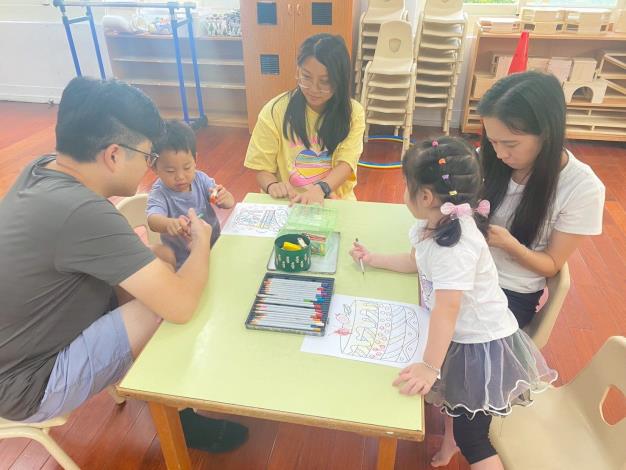 LINE_ALBUM_20251018 士林園親子瑜伽_251018_17