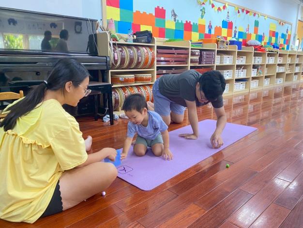 LINE_ALBUM_20251018 士林園親子瑜伽_251018_107