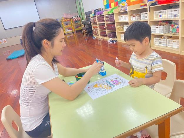 LINE_ALBUM_20251018 士林園親子瑜伽_251018_20