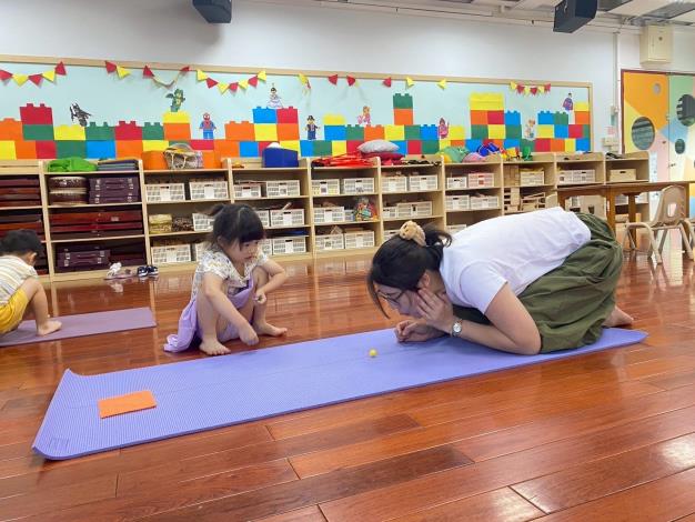 LINE_ALBUM_20251018 士林園親子瑜伽_251018_101