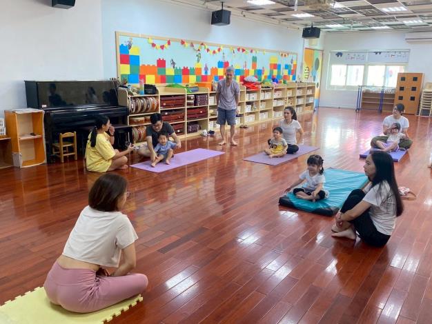 LINE_ALBUM_20251018 士林園親子瑜伽_251018_181