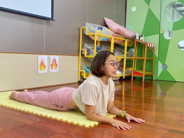 LINE_ALBUM_20251018 士林園親子瑜伽_251018_175