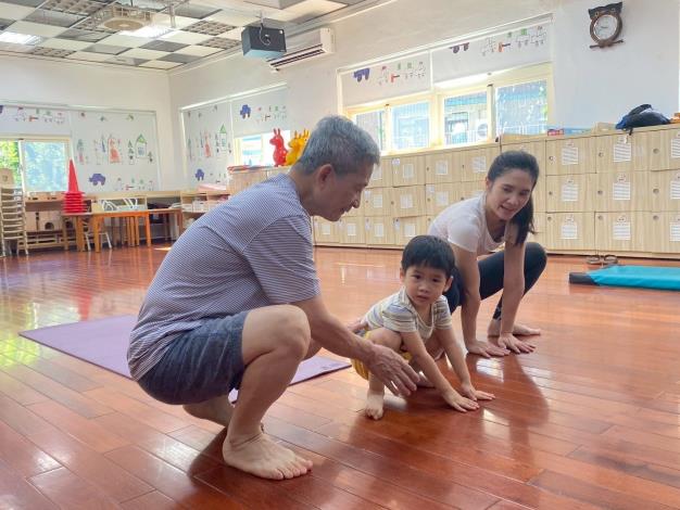 LINE_ALBUM_20251018 士林園親子瑜伽_251018_251