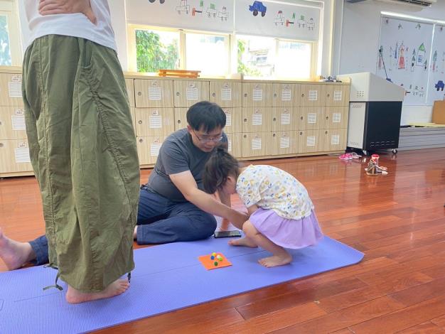 LINE_ALBUM_20251018 士林園親子瑜伽_251018_87