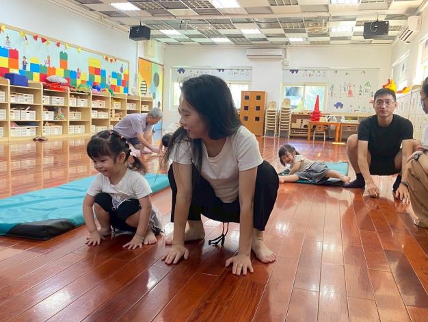 LINE_ALBUM_20251018 士林園親子瑜伽_251018_248