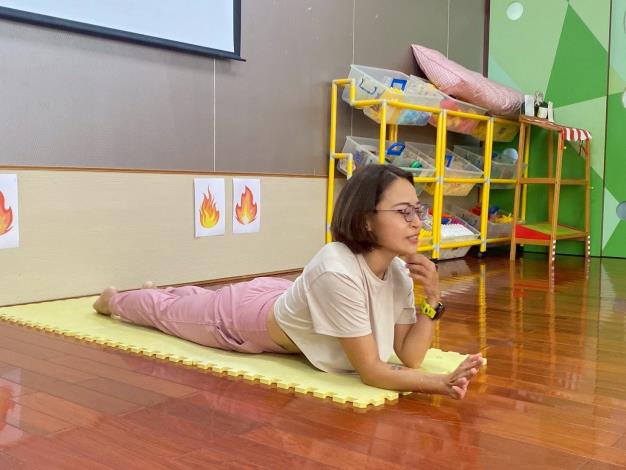 LINE_ALBUM_20251018 士林園親子瑜伽_251018_174