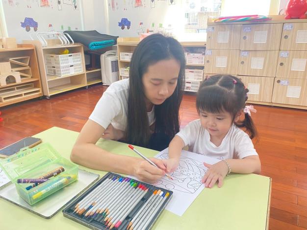 LINE_ALBUM_20251018 士林園親子瑜伽_251018_22