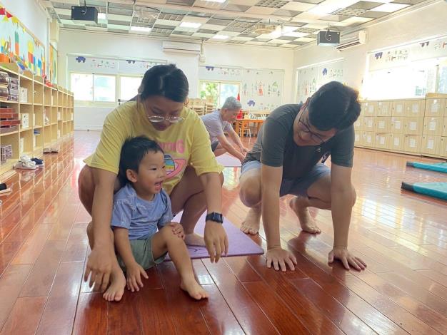 LINE_ALBUM_20251018 士林園親子瑜伽_251018_253