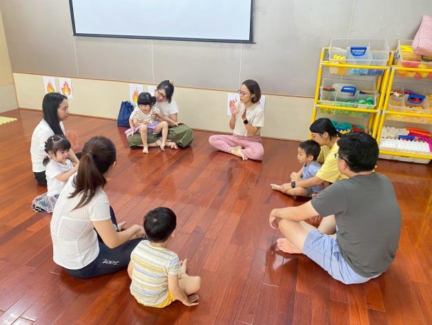 LINE_ALBUM_20251018 士林園親子瑜伽_251018_50