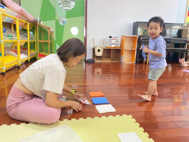 LINE_ALBUM_20251018 士林園親子瑜伽_251018_122