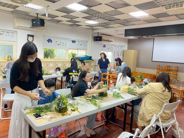 LINE_ALBUM_2025111 花藝2_251104_118