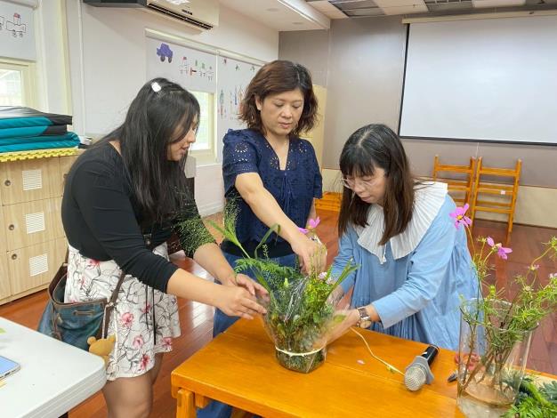 LINE_ALBUM_2025111 花藝2_251104_121