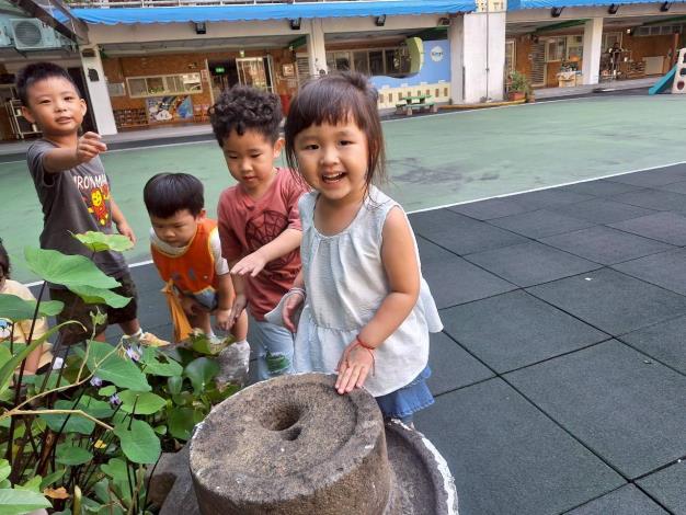 摸摸看什麼感覺