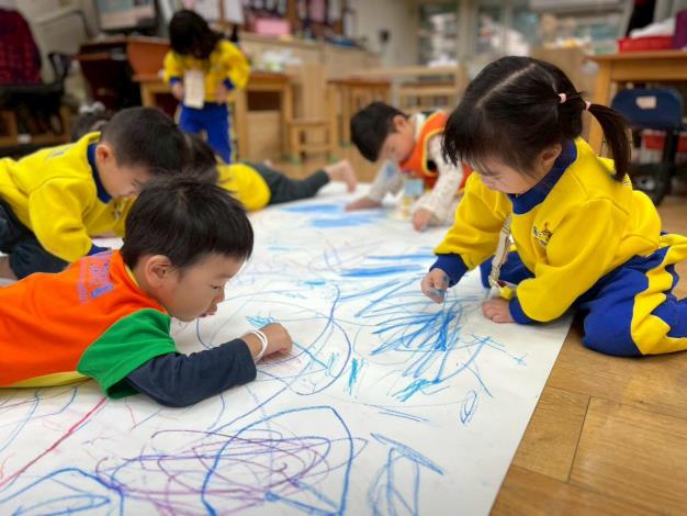 藝起玩繪本-大小一起玩顏色遊戲