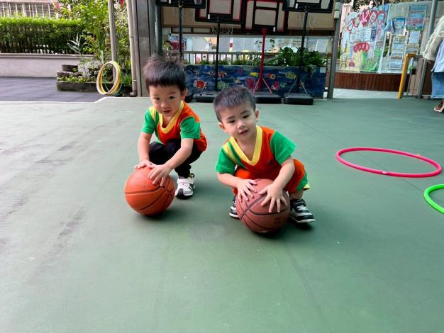 大肌肉運動-滾球