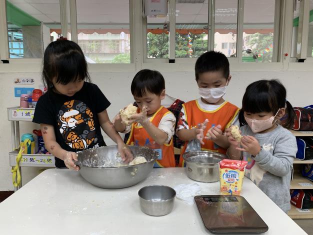 主題活動-做有味道的麵包.JPG