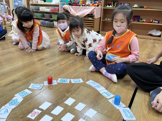 主題活動-編創桌遊「城堡運動會」與試玩.JPG