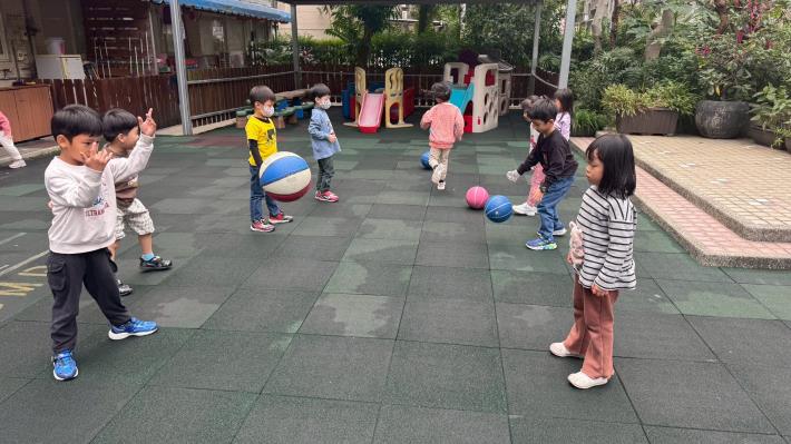 大肌肉活動-拋、接球