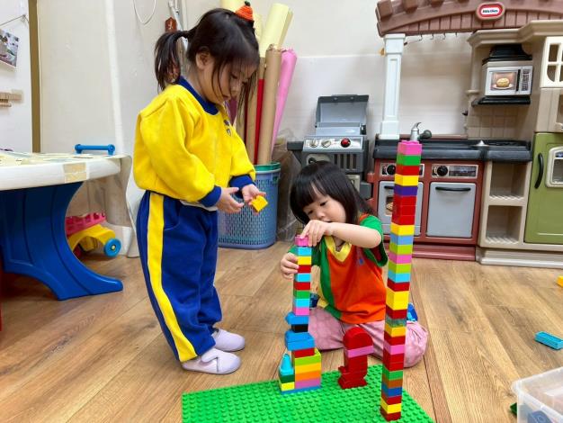 看看我們蓋的101大樓