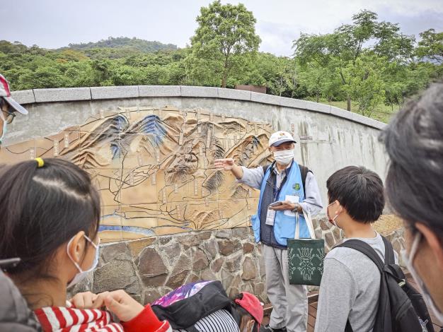 黃練慶老師講解北投在地歷史