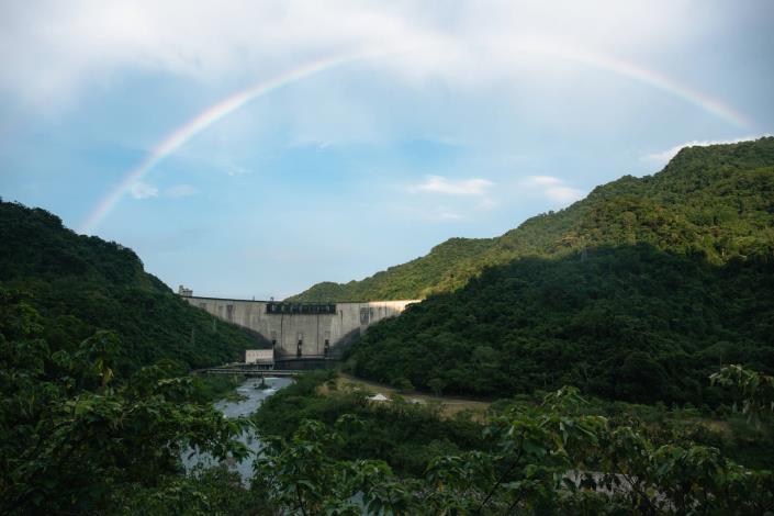 眺望臺與翡翠水庫蓄水範圍立牆4