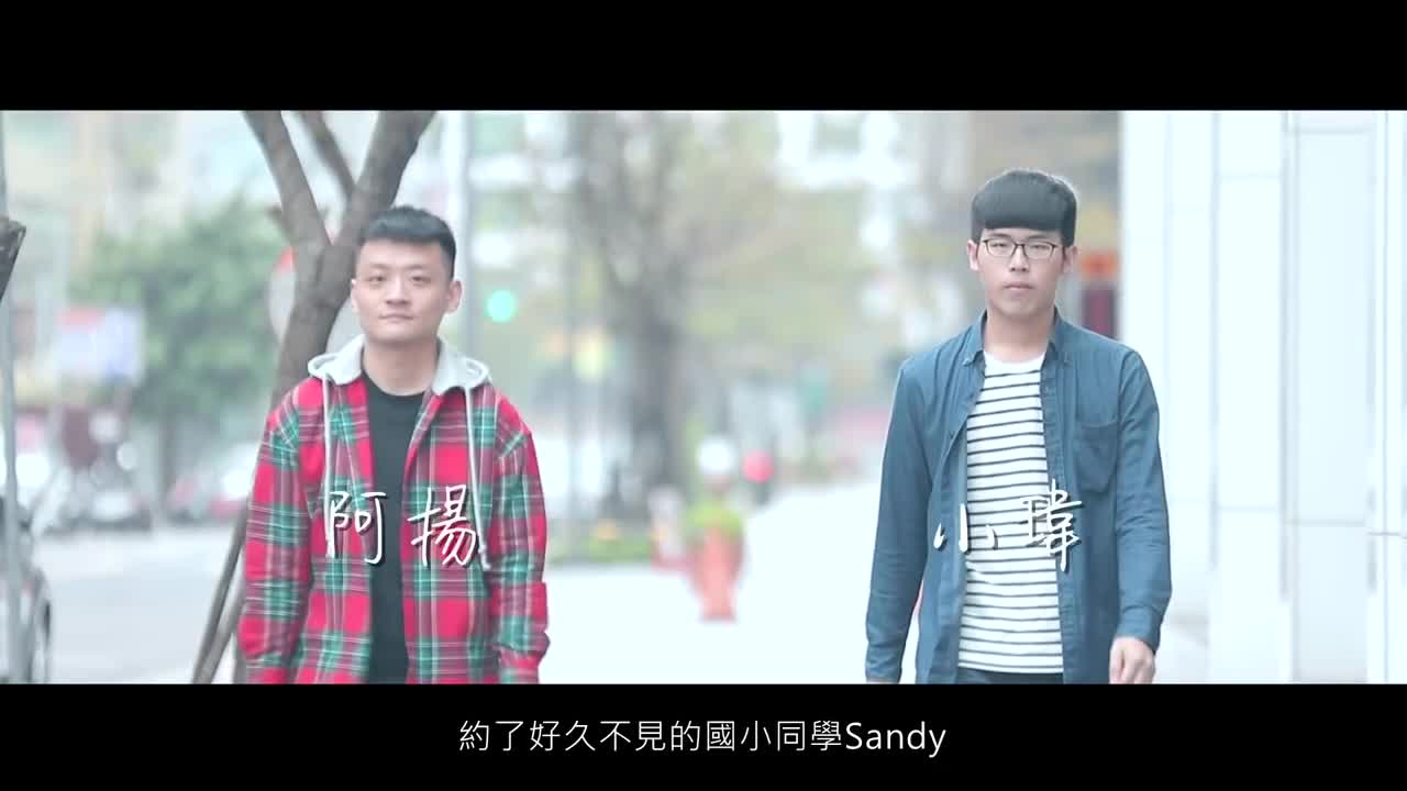 行人穿越路口應注意轉彎車、綠燈秒數不足等下一次綠燈再過