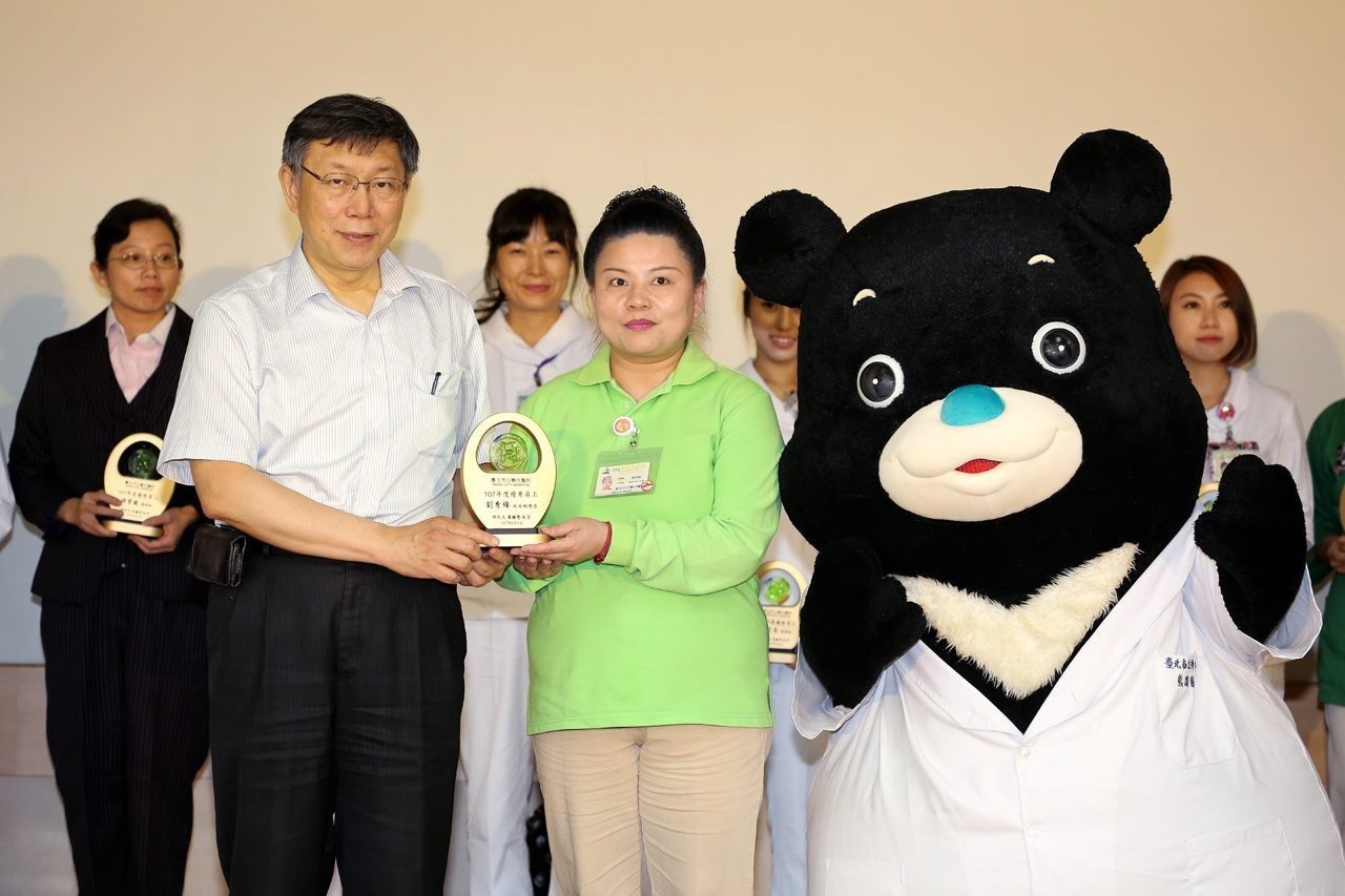 Mayor Expresses Gratitude for Nurses’ Contribution to Society